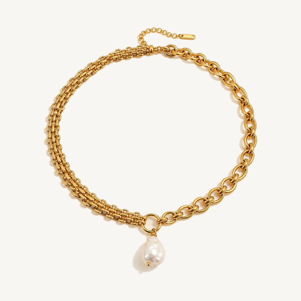 Bold Pearl Chain necklace